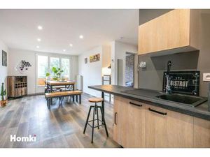 Fontaine - Bel appartement T3 lumineux entièrement rénové - 60m²