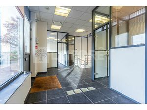 Local commercial ANNECY 100m2