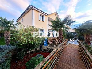 Spacieuse maison familiale avec jardin arboré