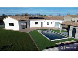 MAISON RECENTE AVEC PISCINE ET DOUBLE GARAGE