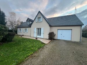 Maison Mehun Sur Yèvre 5 pièces 133 m²