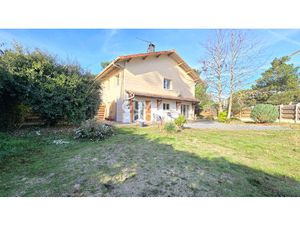 Maison trois chambres proches de toutes commodités !