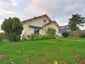A louer BORDES Maison de 115.64 m² avec 3 chambres  garage et jardin