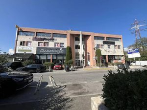 A VENDRE  BUREAUX 79 m² + 2 PARKINGS  SECTEUR BASTIDE ROUGE CANNES LA BOCCA