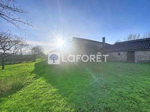 Location Maison à Saint-Aubin-le-Cloud (79450) : à louer / 62m² Saint-Aubin-le-Cloud