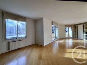 Appartement F5 à vendre - 5 pièces - 110 43 m2 - Courbevoie - 92 - ILE-DE-FRANCE