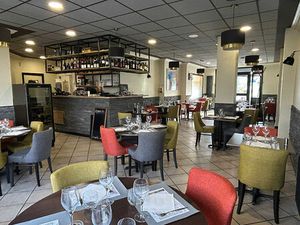 Fonds de commerce 0 pièces 105 m² à vendre / acheter l'haÿ-les-roses 94240 ? | ERA Immobil