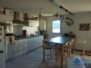 Location Appartement 2 pièces à Pontivy (56300) : à louer 2 pièces / 60m² Pontivy