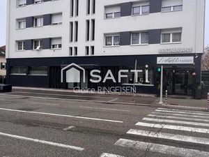 Immeuble - 6 appartements - Local commercial - Forbach