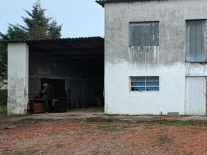 Bâtiment 120 m² : GARAGE / HANGAR / ENTREPOT / BUREAUX / Local Commercial