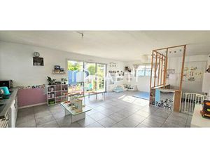 AUX NORMES PMR- SOUS GARANTIE DECENNALE  maison contemporaine de 90m² habitables récente a