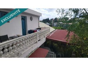 Villa + 3 appartements loués  revenus évolutifs