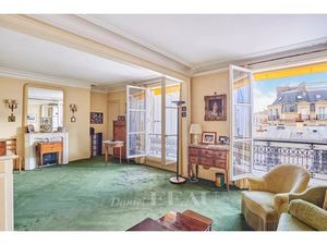 Paris VIe - Saint-Germain-des-Prés  4 ou 5 chambres.