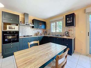 Vente Maison Piscine à Baugé (49150) : à vendre Piscine / 98m² Baugé