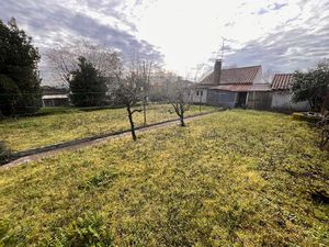 Maison à rénover ! Centre-ville de Venansault