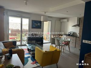 T3 meublé avec balcon – 9 Rue Rousseau  13005 Marseille