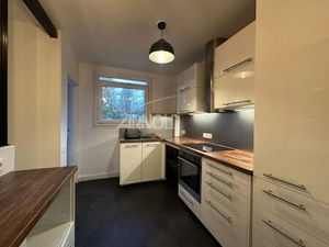 A LOUER - Appartement T4 - Procé