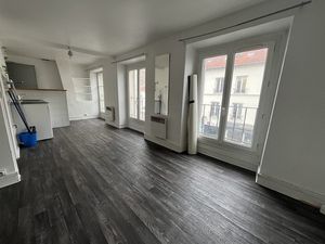 CLICHY (92110) Mairie de Clichy  Studio de 24 76m²