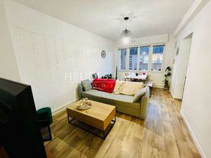 Location Appartement 2 pièces à Avranches (50300) : à louer 2 pièces / 44m² Avranches