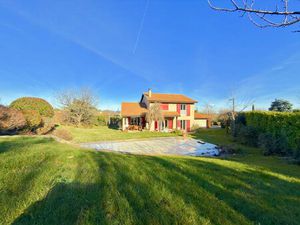 Maison Familiale - 6 Pièces - 4 Chambres - CHAPONOST