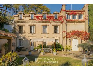 Manoir du 19e siècle et ses dépendances avec vue panoramique