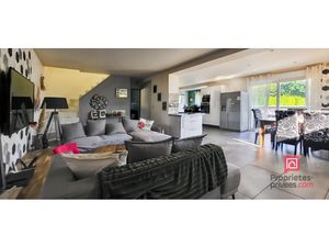 Belle maison familiale de 150 m²   6 chambres au calme  à Plerguer