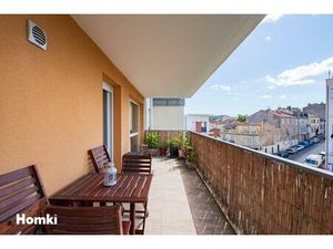 T3 avec terrasse et parking