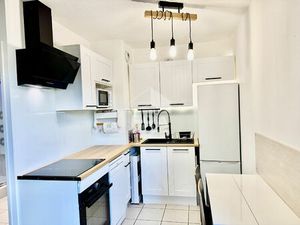 Appartement 1 pièces 33 m² à louer la roquette-sur-siagne 06550 ? | ERA Immobilier