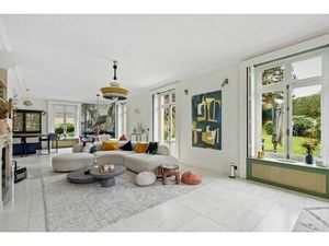 Vente Maison de luxe Bougival 8 Pièces 280 m² <meta name="description" content="YVELINES