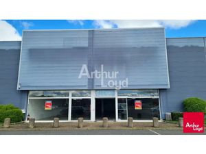 LOCAL COMMERCIAL A LOUER