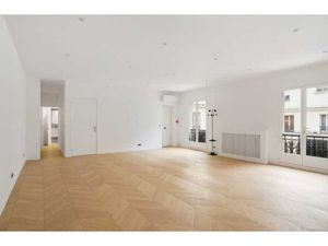 Bureaux de 80 m² à vendre sur l’avenue des Champs Élysées  Paris 8e