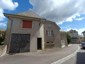 Vente maison 8 pièces 188 m² à Saint-Martin-la-Méanne (19320)  92 000 €