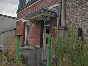 Vente maison 4 pièces 103 m² à Saint-Quentin (02100)  96 000 €