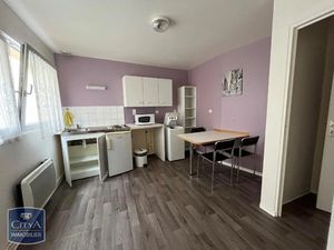 Appartement à louer 2 pièces 26.97 m² - Saint-Quentin (02) - 418€