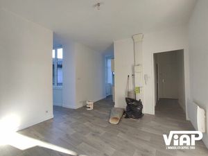 T2 BIS CENTRE VILLE EN COURS DE RENOVATION