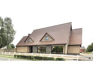 Huis te huur in Zomergem met 4 slaapkamers