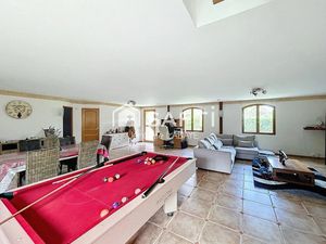 Vente maison 5 pièces 167 m² à Le Pont-Chrétien-Chabenet (36800)  190 000 €