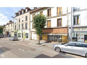 T1 Bis sur Sainte Savine proche de la gare