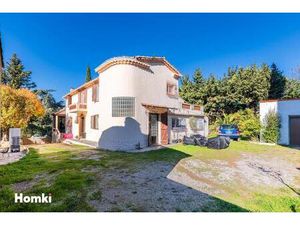 Maison T5 200 m² sur parcelle de 5500 m²