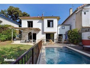 BEAUMONT Villa type 4 de 100 M² SUR PARCELLE DE 304 m² entièrement rénovée dans un quartie