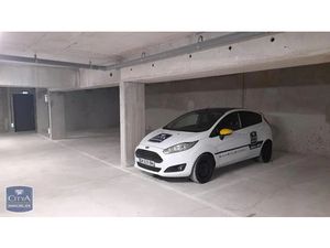 Parking à louer - Corbeil-Essonnes (91) - 74€