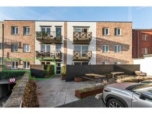 Gelijkvloersappartement met één slaapkamer en ruim terras (23m²)