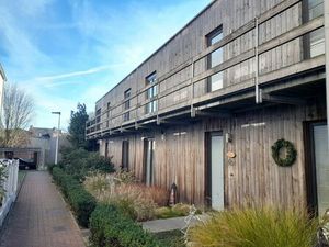 Gezellig 2 slaapkamer-appartementje met autostaanplaats