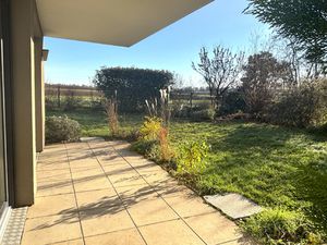 OBERNAI : F3 récent en rez-de-jardin  Garage. Au calme