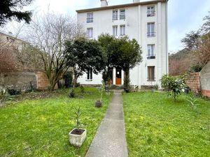 STUDIO de 18 m² proche GARE RER E