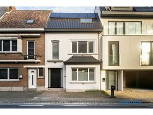 Instapklare  lichtrijke én gerenoveerde gezinswoning