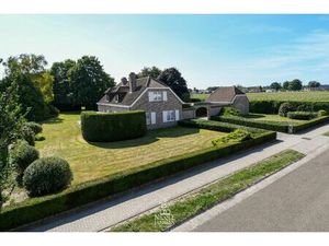 Ruime gezinswoning op een royaal perceel in een rustige omgeving