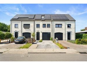 Energiezuinige instapklare gezinswoning met 4 slaapkamers