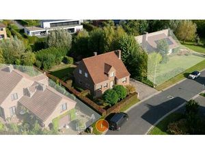 Alleenstaande woning in groene residentiële wijk