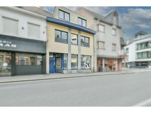 Ruime woning met handelsgedeelte op gunstige ligging in centrum!